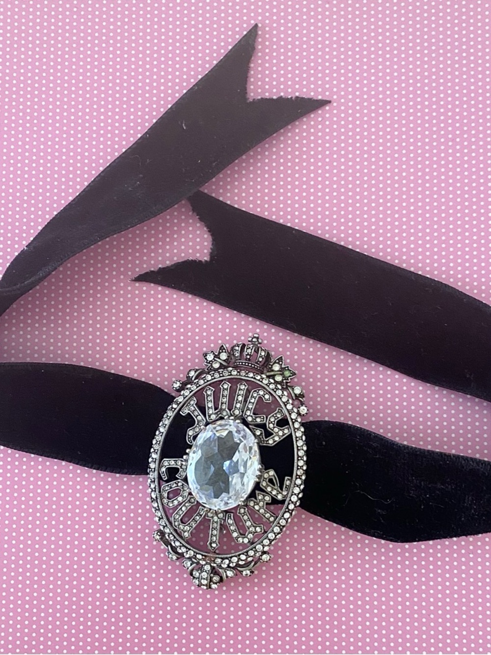 Vintage Juicy Couture Silver-Tone Oval Brooch with Swarovski Crystals - Picture 3 of 7